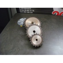 Koło łańcuchowe z piastą 5/8" 17 zębów